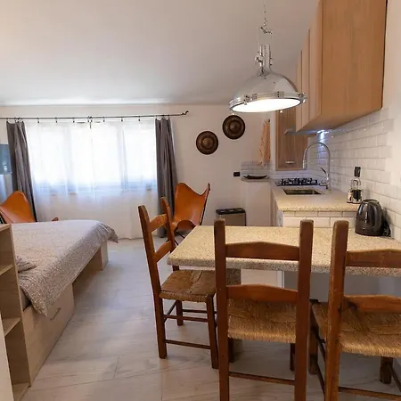 度假居 Casetta Con Terrazzo, Giardino E Ingresso Privato! *