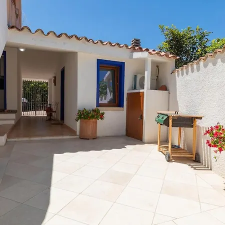 Casetta Con Terrazzo, Giardino E Ingresso Privato!