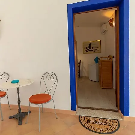 度假居 Casetta Con Terrazzo, Giardino E Ingresso Privato!